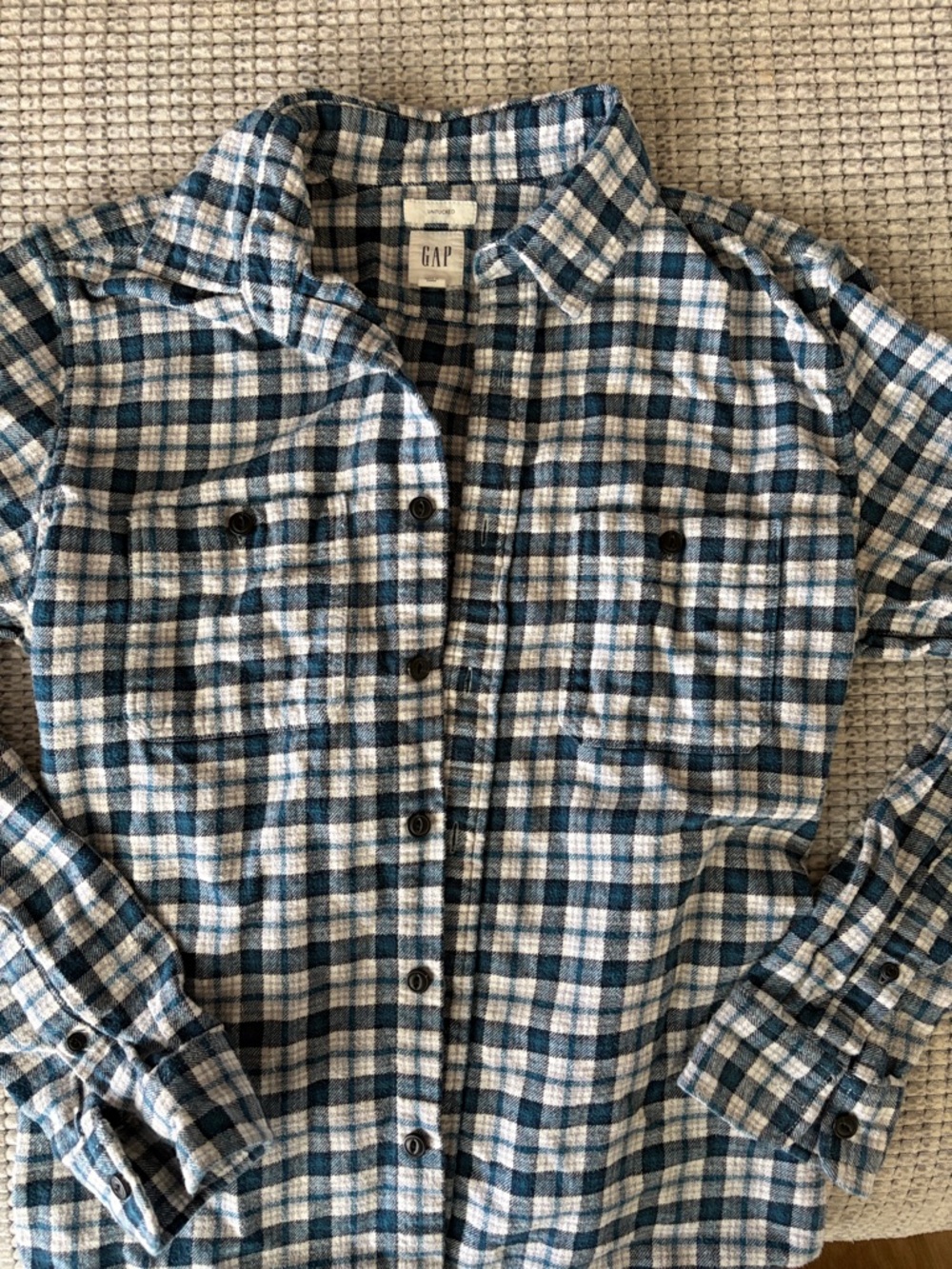 GAP Untucked Blue Plaid Button-Front Shirt